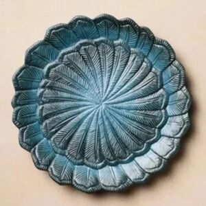John Derian 1pc Stoneware Feather Salad Plate in Blue‎